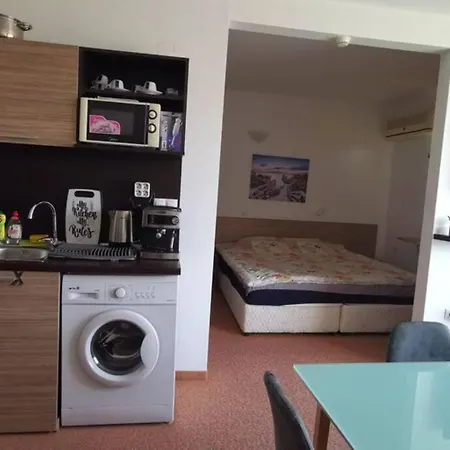 Seaview - Clara Sarafovo - 100m To Sea Apartment *