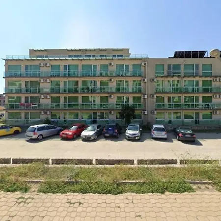 Apartmán Seaview - Clara Sarafovo - 100m To Sea Burgas City