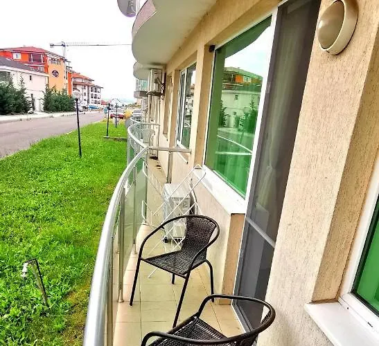 Seaview - Clara Sarafovo - 100m To Sea *